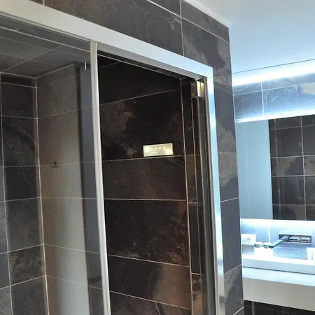 Bed and breakfast Schopenhauer 4*