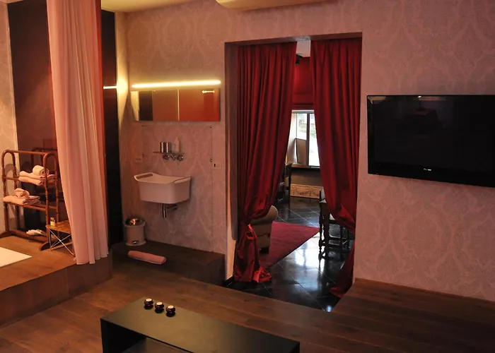 Bed and breakfast Schopenhauer 4*